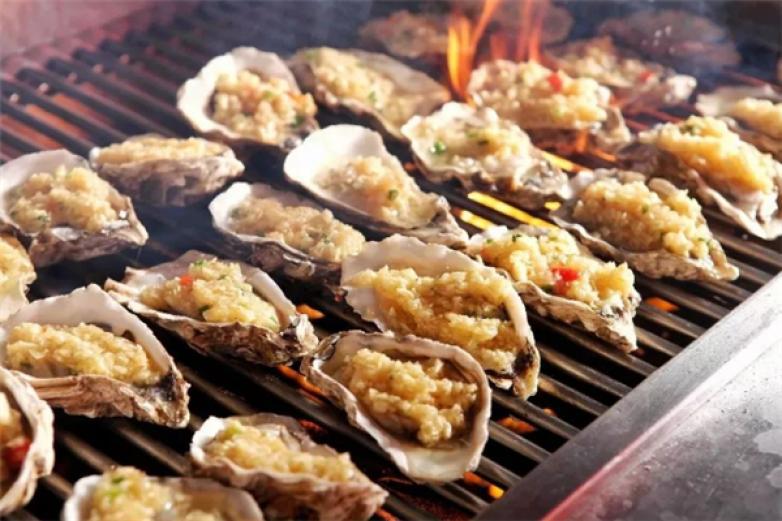 朱司令无限量自助火锅烤肉